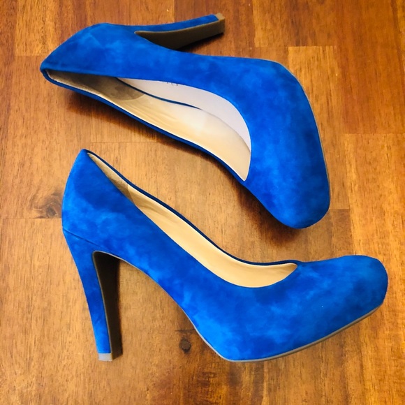 Franco Sarto Shoes - NWOT Franco Sarto royal blue suede heels